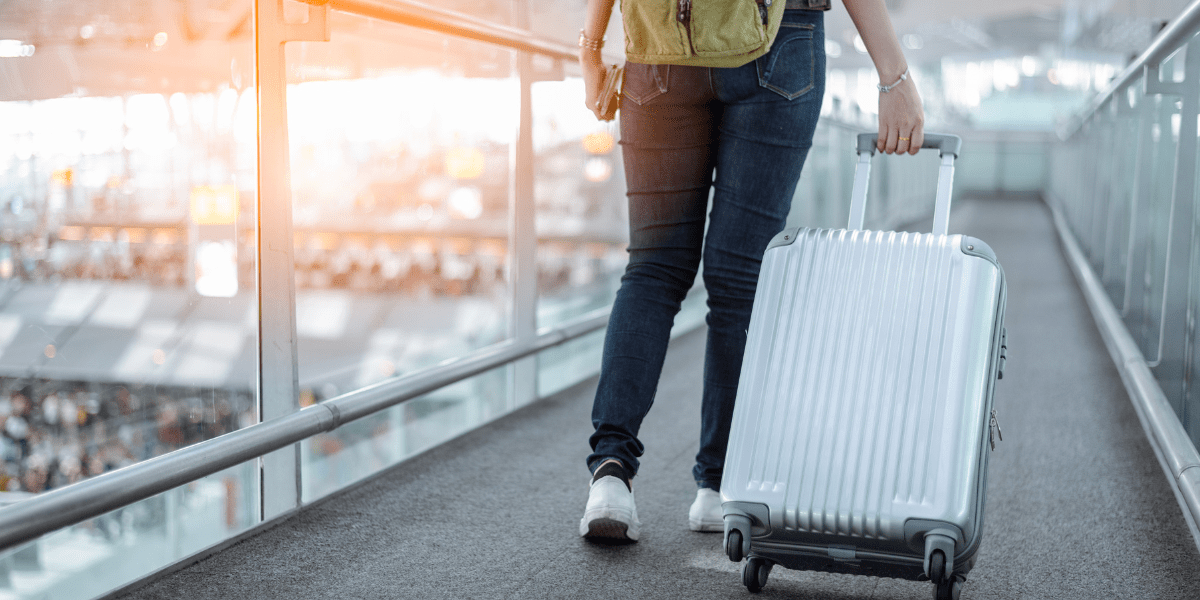 Travel suitcase