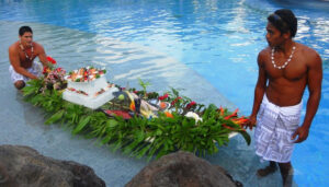 Tahiti honeymoon food service